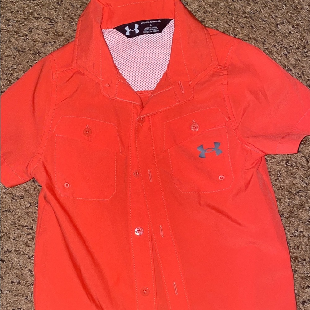 Boys Under Amour Shirt